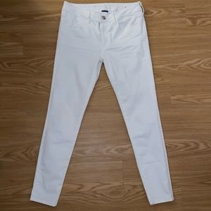 All white jeggings
